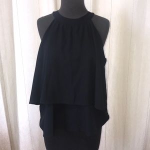 Sleeveless dressier top. Nice worn 1x